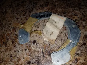 New Cessna 172 / 175 / 177 Landing Light Retainer plate PN# 0423542-5